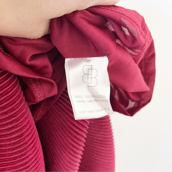 Baltic Born Venus Pleated Evening Long Sleeve Maxi Dress in Burgundy - Picture 7 of 9